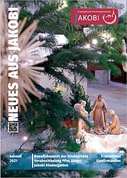 Der Adventsgemeindebrief: Blick durch die Große Tanne im Altarraum auf die neue Krippe der Jakobi-Gemeinde